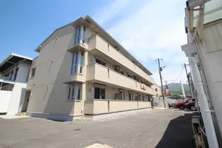 ラクト鶴江の画像