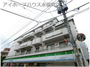 エイティフォーはまだ山の画像