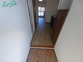 グランドゥール城西【2階】の玄関