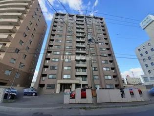 グランドール表町【4階】の外観