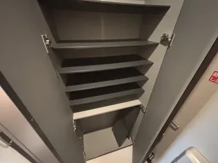 サンハイツ武庫之荘2号棟【1階】の玄関