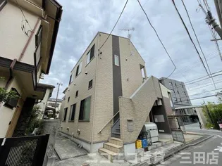 東京都板橋区前野町4【アパート】の外観