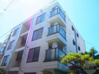 エヴリィワン【2階】の外観