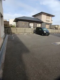 エテルノ・パラッツオ【2階】の玄関