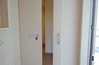 FOUNTAIN I【1階】の玄関