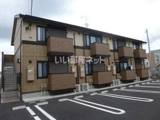 ラリュール【2階】の外観