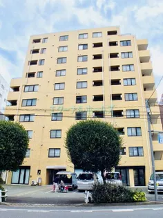 東京都新宿区南山伏町【マンション】の外観