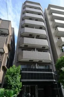 ロアール北新宿【3階】の外観