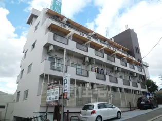 ユニバーサルコート柴原【4階】の外観