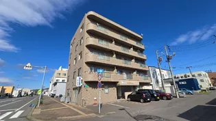 サニープレイス【1階】の外観