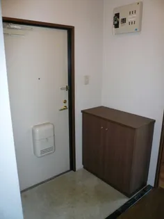 シオス【2階】の玄関