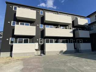 カーサ荒巻中央【3階】の外観