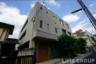 ジュネ三軒茶屋【3階】の外観