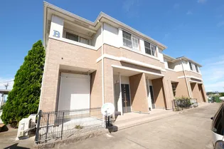 シャルマンハイツ B【2階】の外観