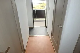 アリベ国富【4階】の玄関