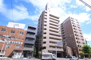 田部ビル【9階】の外観