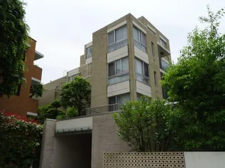 東京都渋谷区神宮前3【マンション】の外観