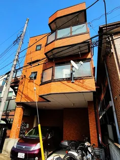 コーポ八重【3階】の外観