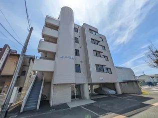 ラバレー富沢の画像