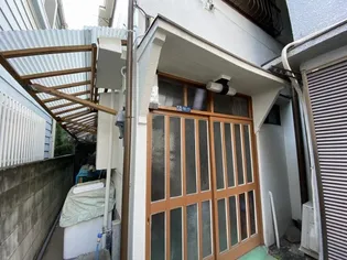 シャトー岸町【1階】の外観