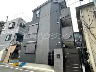 クレアトゥール中野新井【3階】の外観