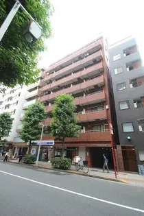 カテリーナ新宿御苑駅前の画像