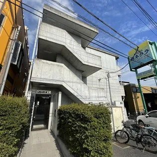 オンワード谷塚【1階】の外観