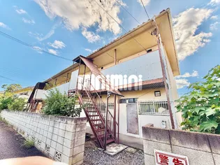 パールハイツ【1階】の外観