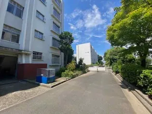 多摩川住宅トー7号棟の画像