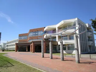 レジデンスコスモ【1階】の周辺