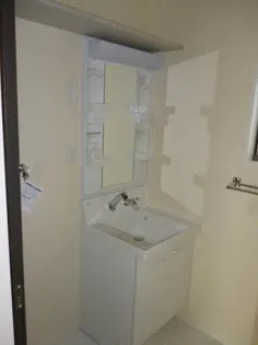 メゾンカルミア原町【1階】の内装