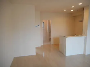 メゾンカルミア原町【1階】の内装