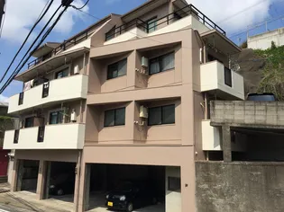 カリーナトレピアニの画像