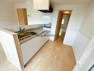 フローラ大小路A・B【1階】のキッチン