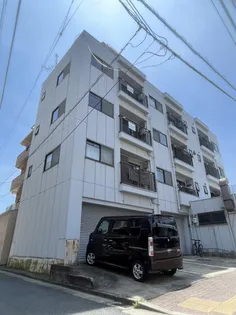 近江ビル【4階】の外観