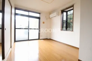 セゾン・シティ【1階】の居間