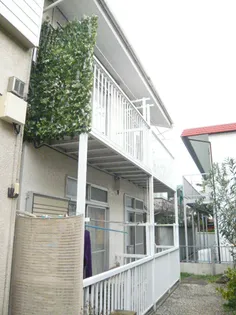 ハウス白百合【1階】の外観