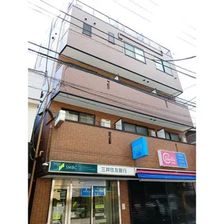 リライアンスコート志村【5階】の外観