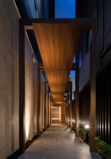 東京都新宿区水道町【マンション】の外観