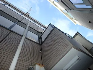 東京都豊島区西巣鴨4【マンション】の外観