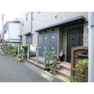 東京都文京区根津2【アパート】の外観