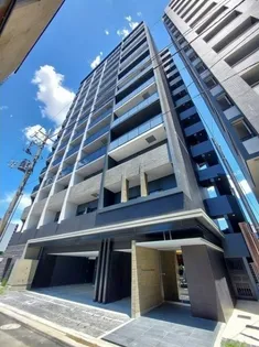 東京都足立区千住1【マンション】の外観