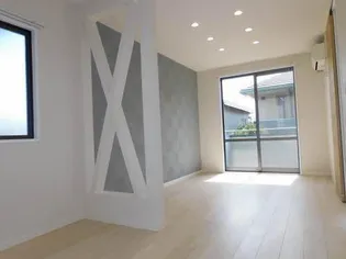 ルーチェレ・ドーマB棟【2階】の居間