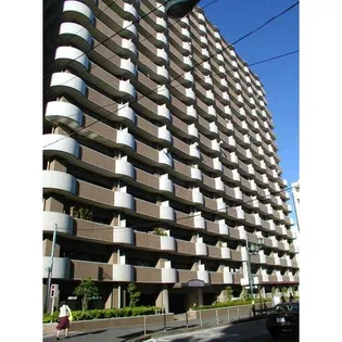 ファミール国分寺【3階】の外観