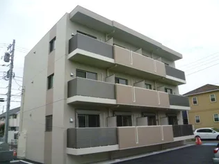 リルゥ【3階】の外観