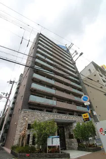 レオングラン新大阪レジデンス【4階】の外観