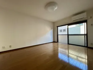 エスポワールオバタ【2階】の居間
