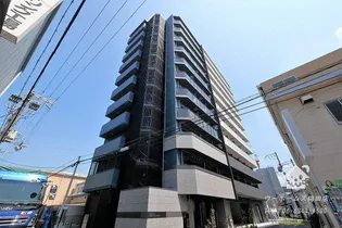 大阪府大阪市西区境川2【マンション】の外観