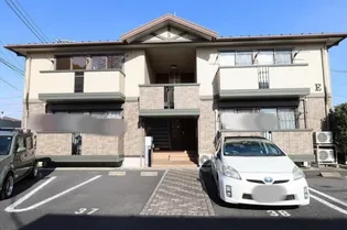 ボヌール E【2階】の外観