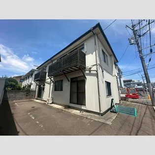 ヴェルジネ【1階】の外観